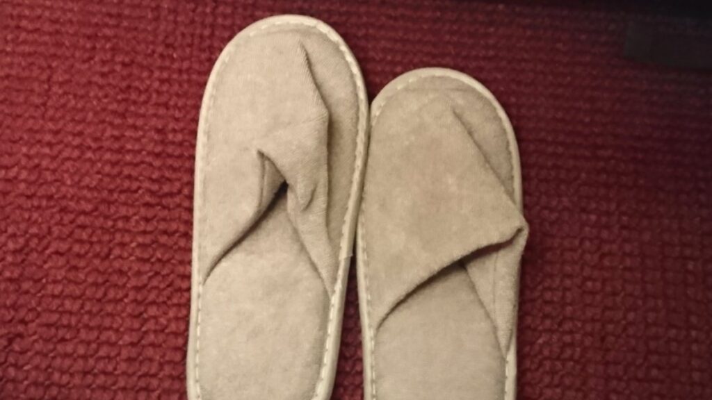 slippers