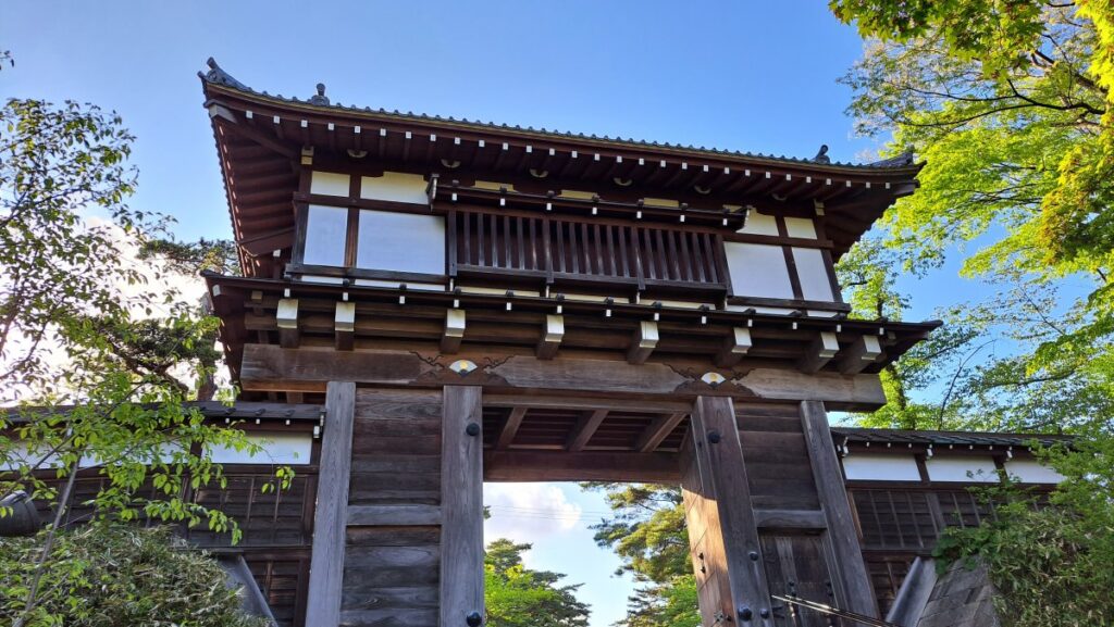 The majestic main gate