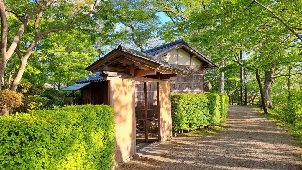The entrance to a tea room that evokes *wabi-sabi*.