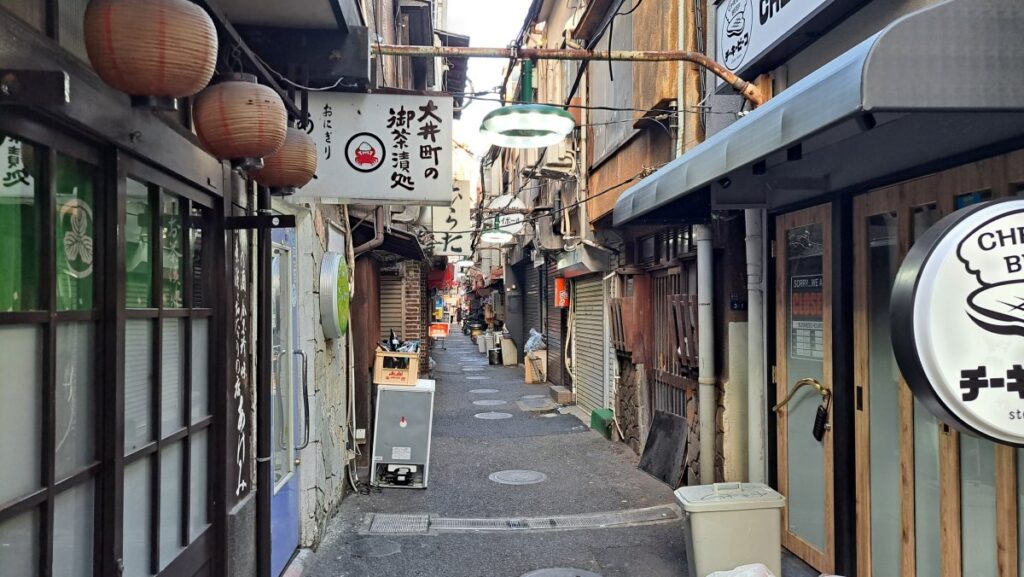 Alley in a restaurant district