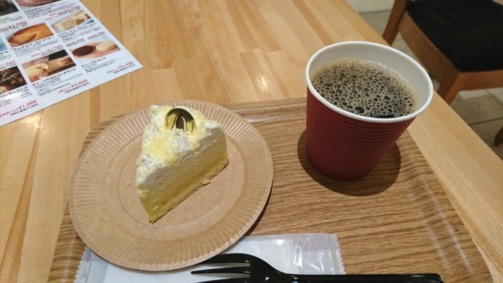 LeTAO cake