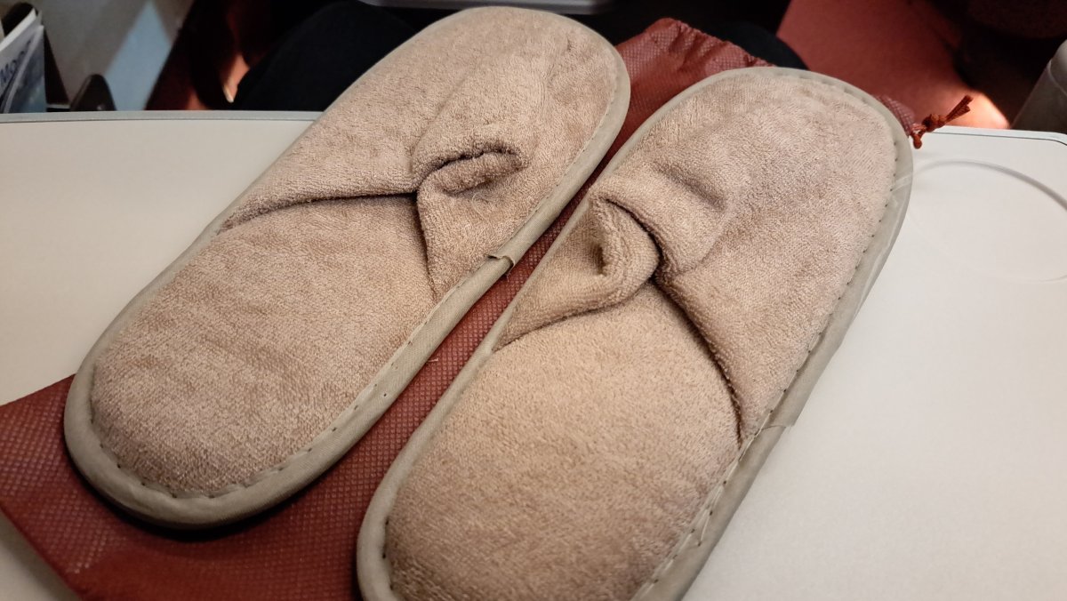 Gran Class amenity slippers