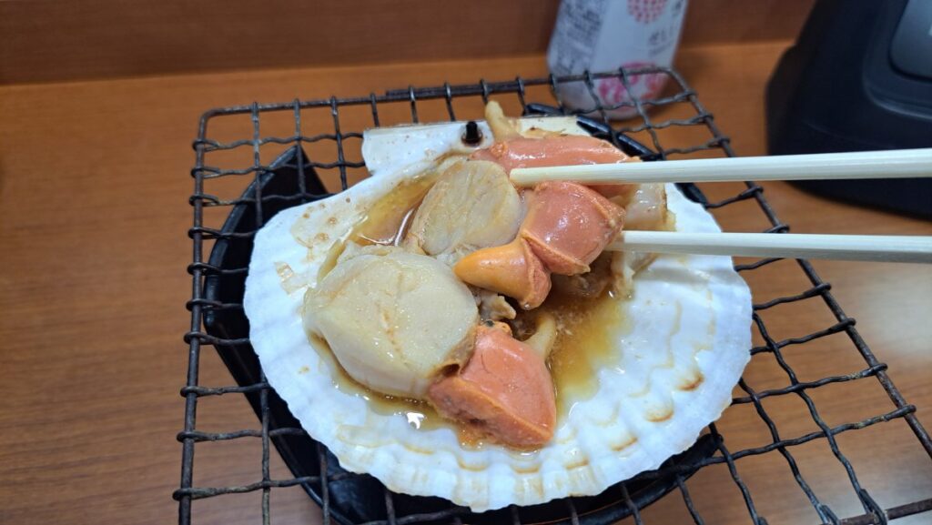 Butter-grilled scallops from the outer market