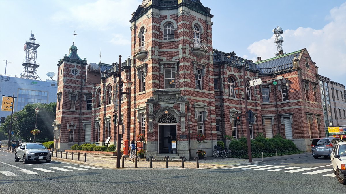 Morioka Post Office, featuring architectural beauty reminiscent of Tokyo Station.