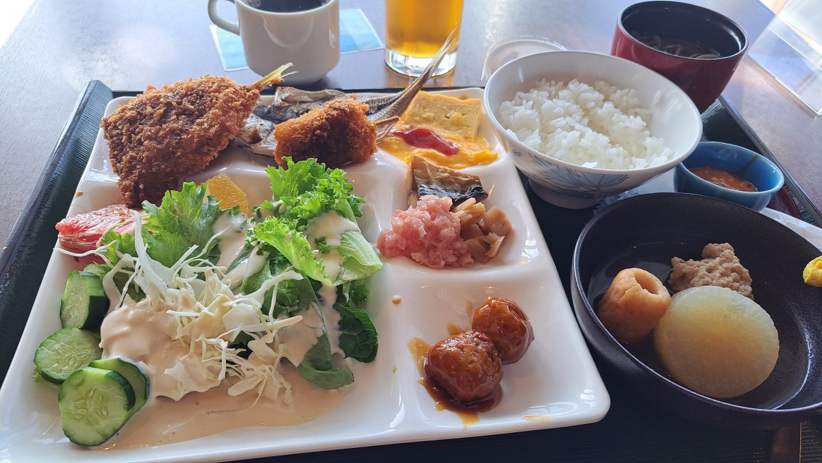 Breakfast at Tenseien Odawara Station Annex