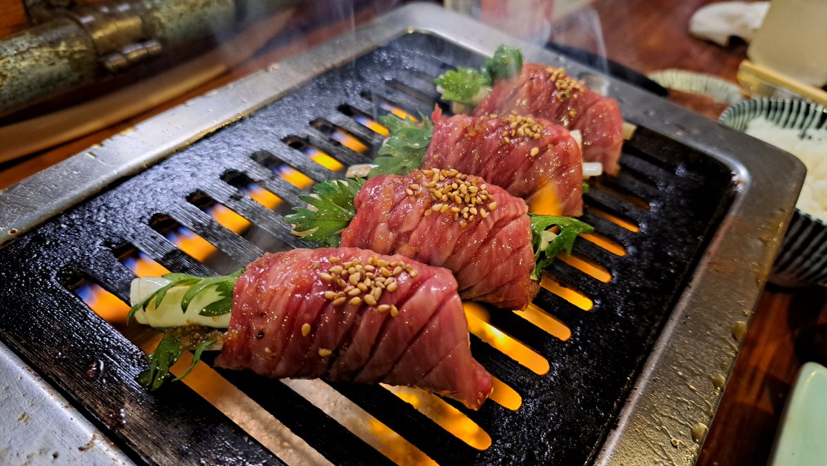 Yakiniku at the Yakiniku Resort "Hawaii"