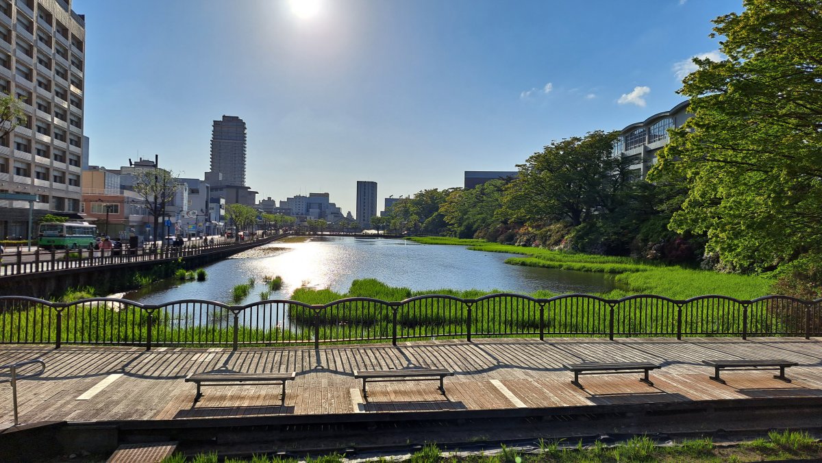 The area in front of Senshu Park