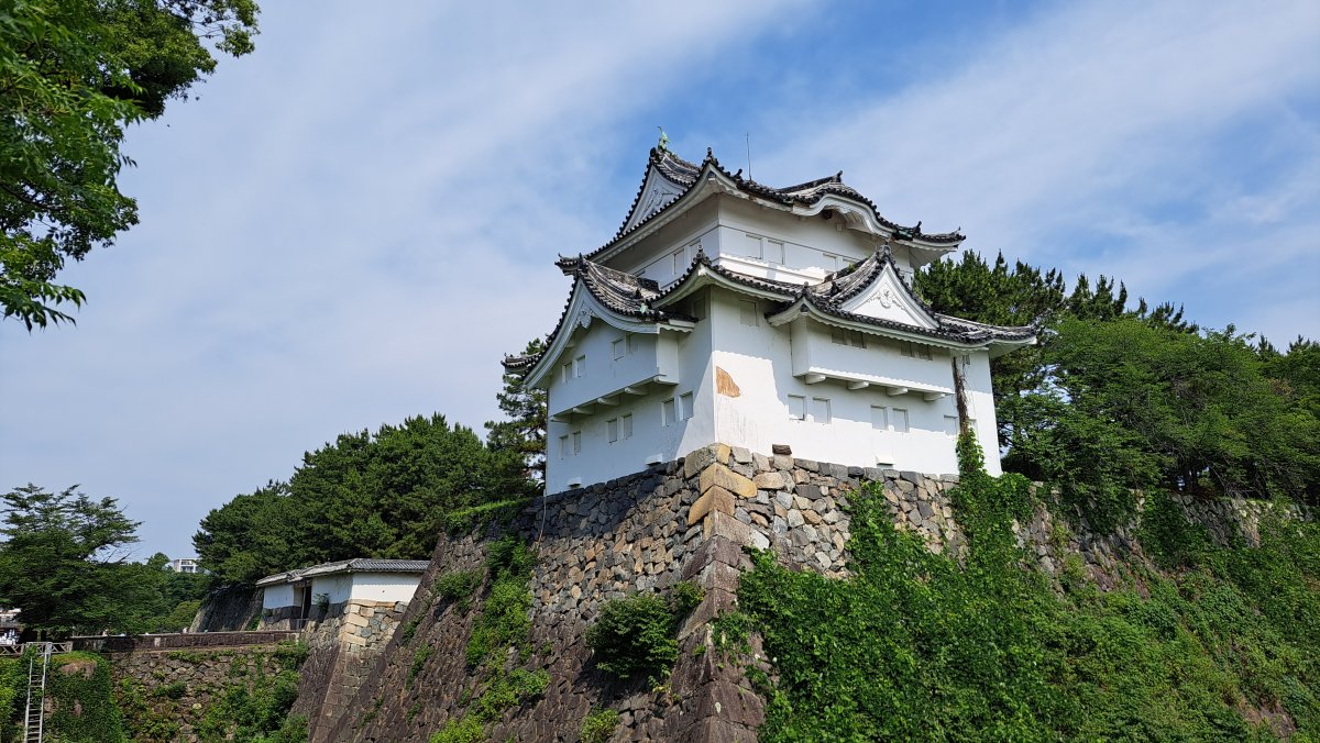 Southwest corner turret
