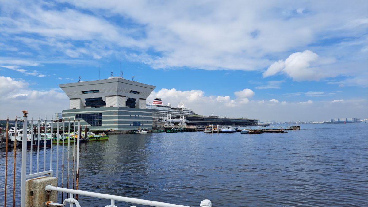 Yokohama Port Osanbashi International Passenger Terminal