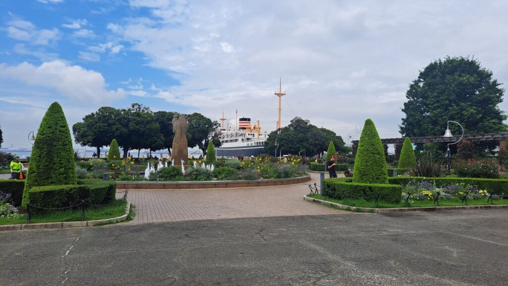 The Hikawa Maru viewed from Yamashita Park