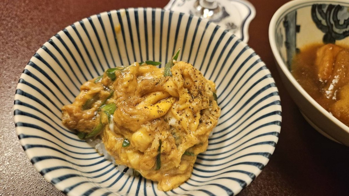 Fluffy Egg Rice Bowl