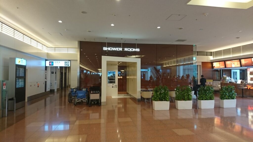 羽田空港のシャワールーム