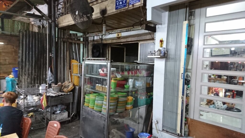 これぞベトナム風の焼肉店