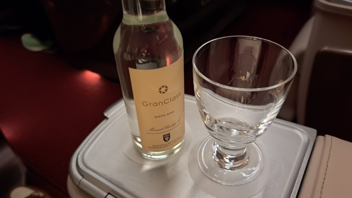 グランクラスの白ワイン