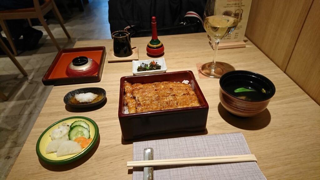 「野田岩」さんのうなぎランチ
